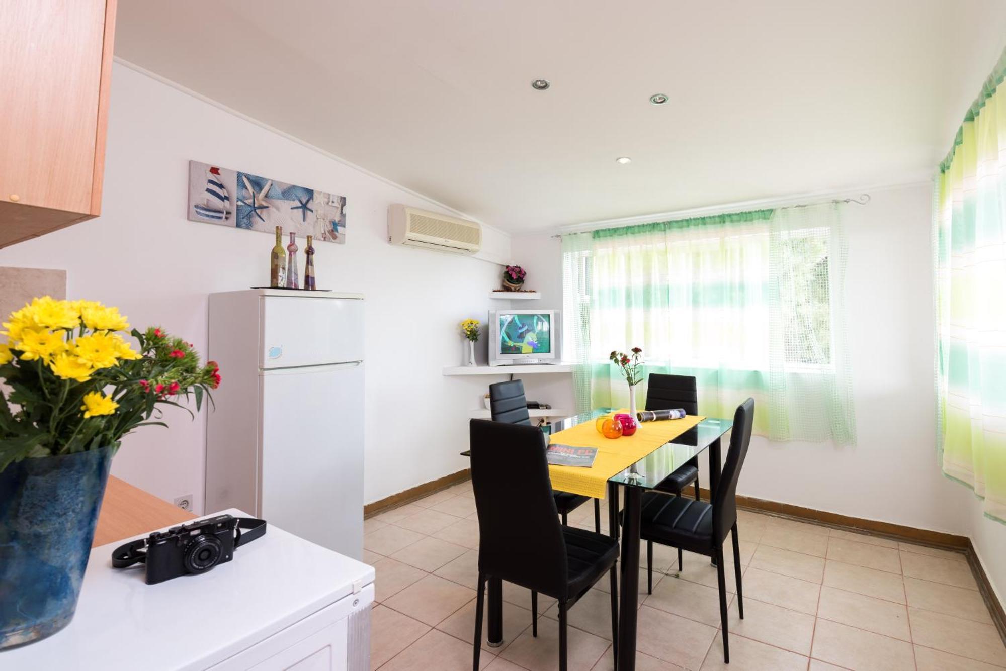 Apartments Lucija Трогир Номер фото